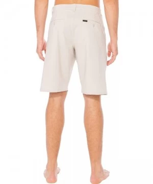 Trunks Men's Voyager Hybrid Shorts - Grey - CY12NYVYAGV